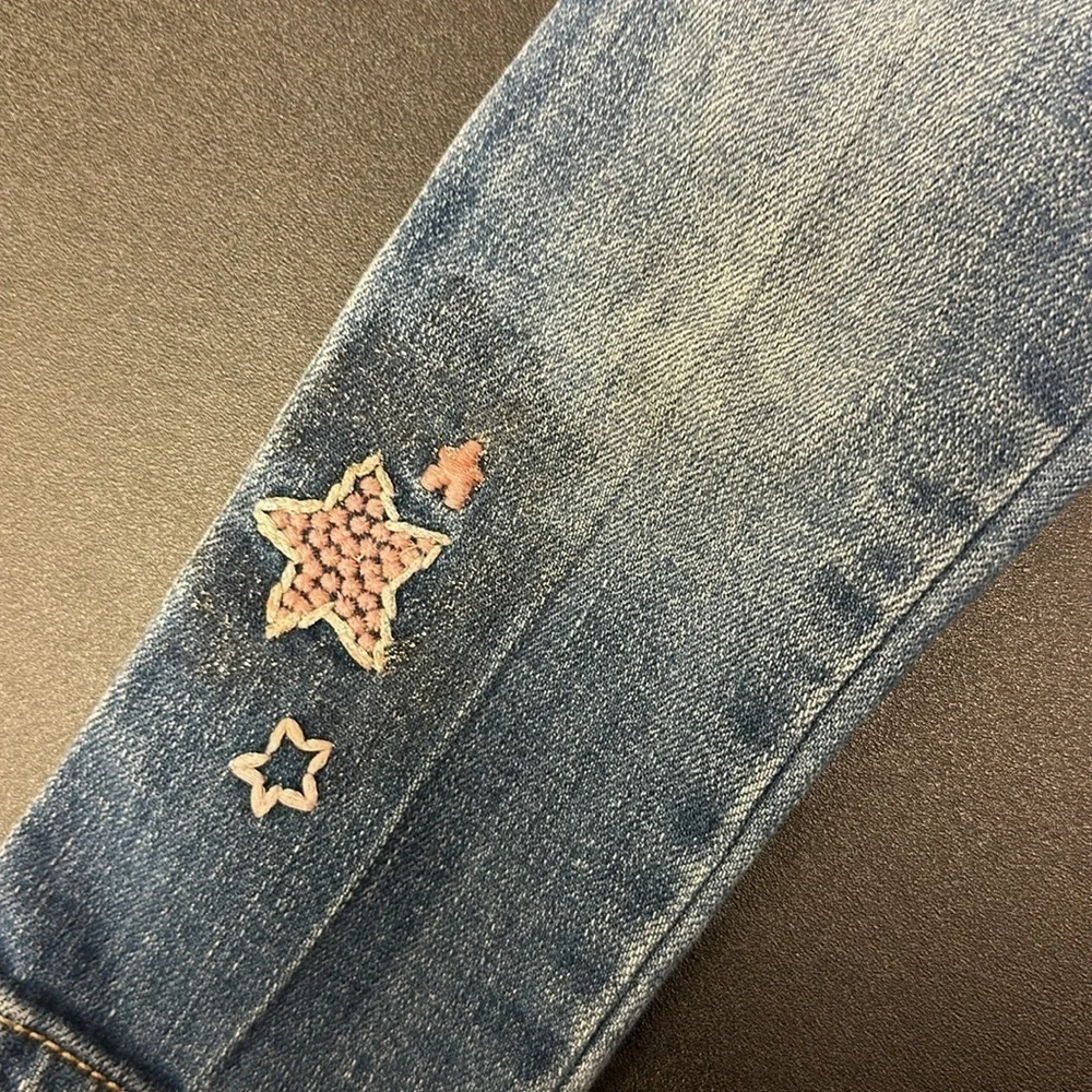Baby gap size 12-18 months